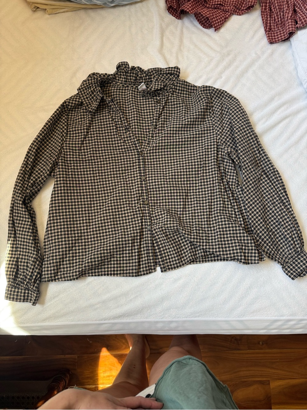 Old navy button down ruffle collar